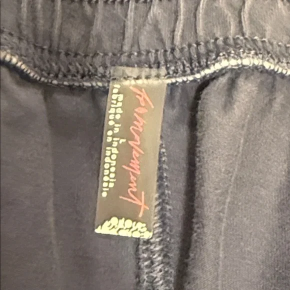 FREE PEOPLE FP Movement Hot Shot Crossover 2 Piece SET - Picture 10 of 10